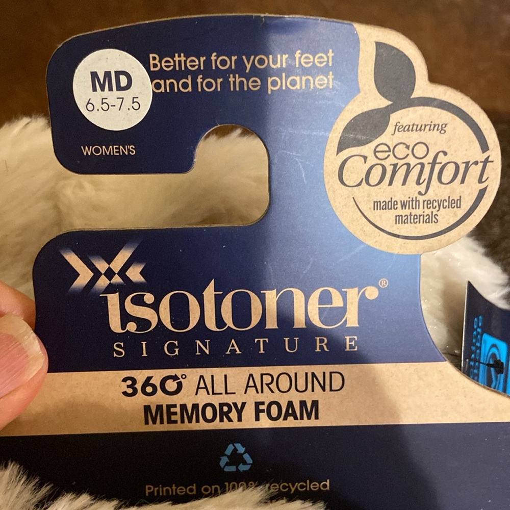 Isotoner Signature 360 All Around Memory Foam Med… - image 2